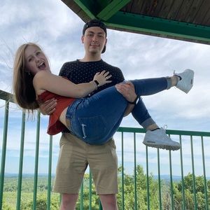 Meet your Posher, Jordyn